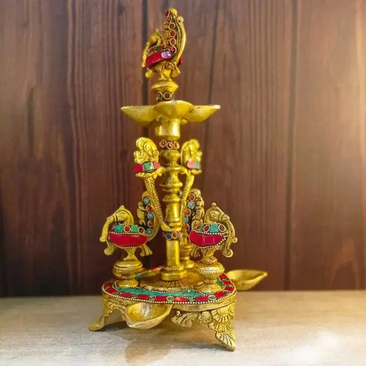 How a Brass Peacock Table Oil Lamp Creates a Calm and Luxurious Home Ambience