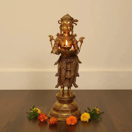 Deep Lakshmi brass idol