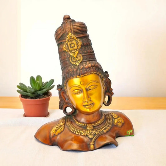 Metal Decorative Sculpture for all places Aakrati