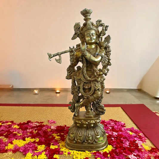 Lord Krishna Statue of Brass Aakrati