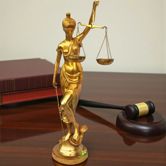 Brass Lady Justice | Statue of Truth, Law & Balance | Elegant Handmade Lady Justice Idol ( Yellow, 31 inch) Aakrati