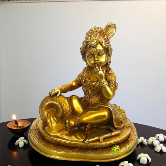 Brass Laddu Gopal Murti | Handcrafted Divine Idol for Peace and Blessings | Traditional Handmade Brass Laddu Gopal Idol ( Yellow, 7.5 inch) Aakrati