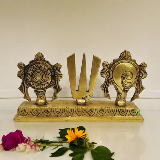 Aakrati Brass Shankh Chakra Namah Idol for temple| 100 % Brass|Temple Décor (Yellow, 4.5) Aakrati