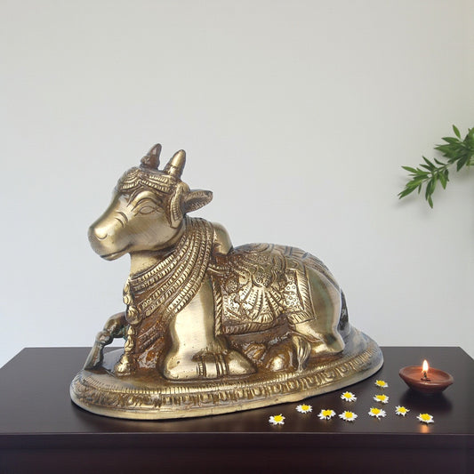 Brass Nandi Sculpture | Traditional Religious Decor for Peace and Prosperity | Exquisite Brass Nandi Idol ( Brown, 5 inch) Aakrati