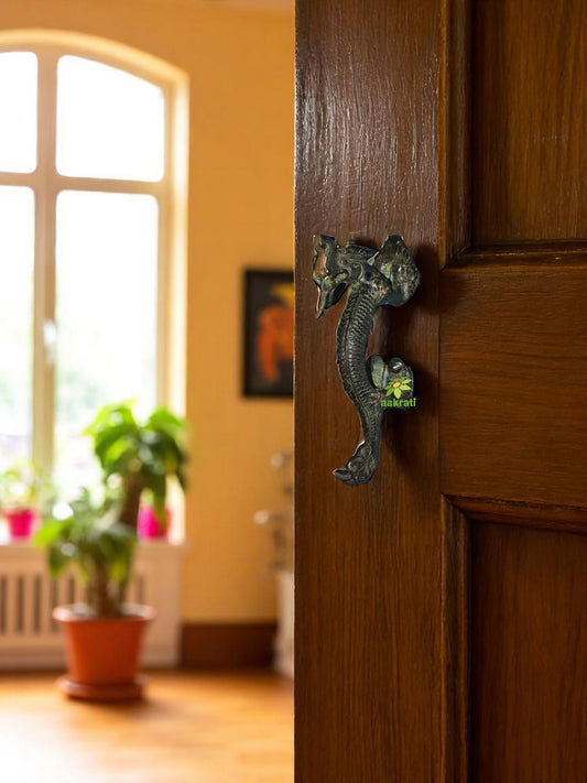 Pair of Dragon Door Handle Made of Brass