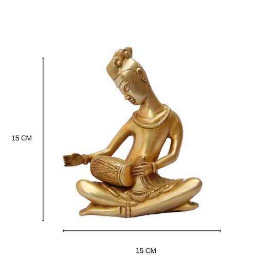 Musician statue Aakrati