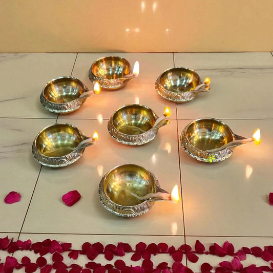 Deepawali Lighting Oil Diya for Decoration & Pooja set of 7 Aakrati