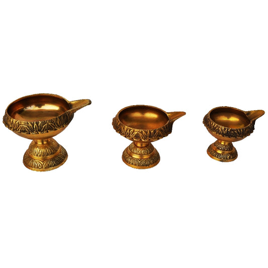 Traditional Brass Deepak Set | The Perfect Accent for Your Festival Decor | Brass Traditional Diya ( Yellow, 2.5 inch)
