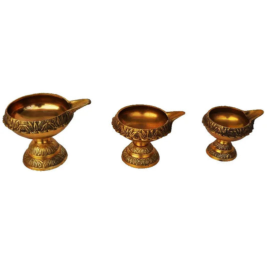 Traditional Brass Deepak Set | The Perfect Accent for Your Festival Decor | Brass Traditional Diya ( Yellow, 2.5 inch) Aakrati