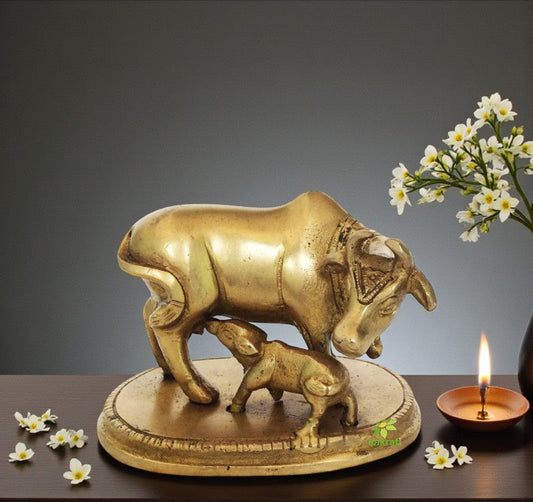 Divine Brass Nandi Murti | Blessing Your Home with Shiva’s Energy | Handcrafted Brass Nandi Idol ( Yellow, 3 inch) Aakrati