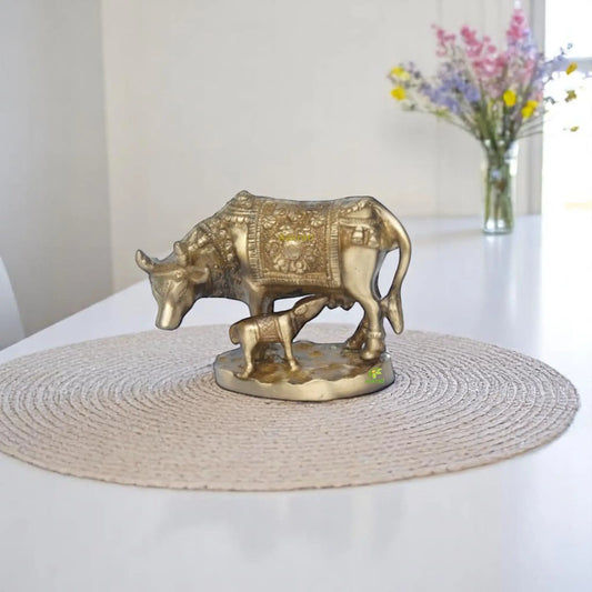 Traditional Brass Cow and Calf Idol | A Beautiful and Spiritual Home Decor | Premium Brass Cow and Calf Statue ( Brown, 4.5 inch) Aakrati