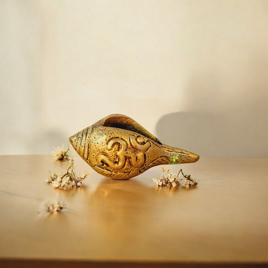 Brass Lord Shiva Idol Set with Shankh and Puja Bell | Traditional Puja Mandir Decor | Religious Showpiece for Home, Temple | Ideal Gift for Festivals | Gift Hamper Aakrati