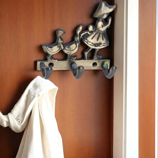 Little Cupids Plate Made of for Wall Decoration Wall Hanging and Home Decoration - Coat Hooks Wall Mounted Vintage Single Organizer Hangers, Handmade Craft Hat Aakrati