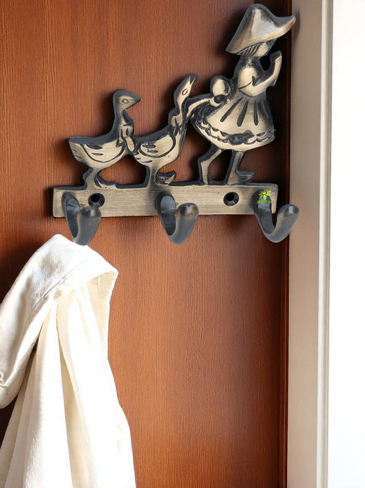 Little Cupids Plate Made of for Wall Decoration Wall Hanging and Home Decoration - Coat Hooks Wall Mounted Vintage Single Organizer Hangers, Handmade Craft Hat