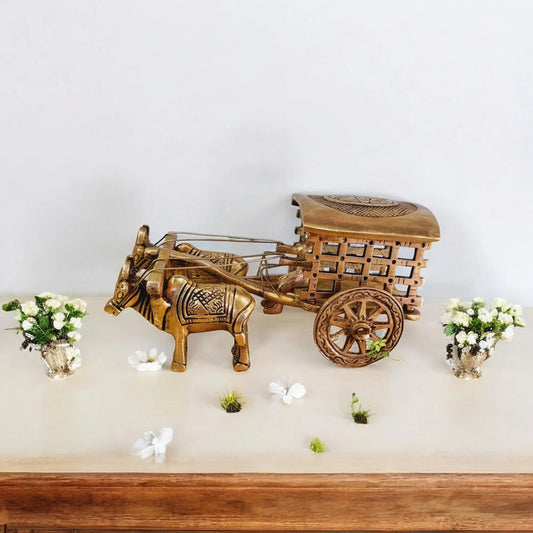 Bullock Cart of Brass - Table decor - Showpiece - Gift - Decorative - Home Decor ( Multicolor, 6.5 inch) Aakrati