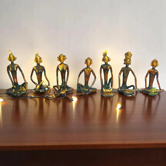 Handcrafted Brass Musician Figurine | Elegant Home Decor for Music Lovers | Brass Musician Showpiece ( Golden, 4.5 inch) Aakrati