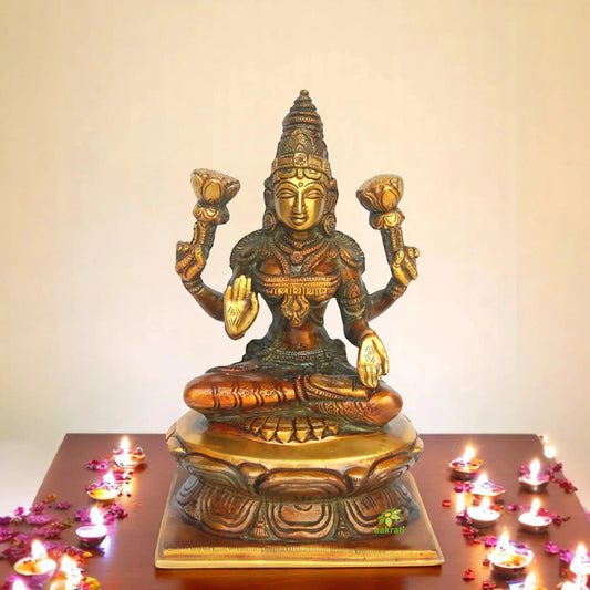Brass Lakshmi Murti | Divine Goddess for Prosperity and Blessings in Your Temple | Handcrafted Brass Lakshmi Idol ( Yellow, 8.2 inch) Aakrati