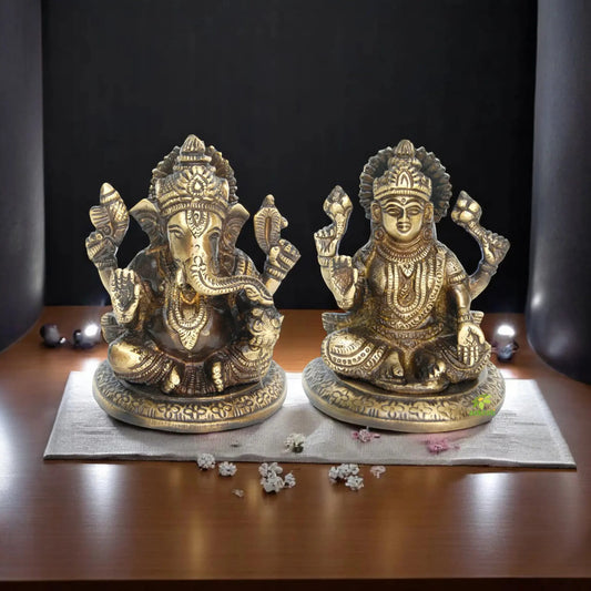 Brass Laxmi Ganesha Murti | Divine Symbol of Prosperity and Blessings for Home Decor | Laxmi Ganesha Brass Idol ( Brown, 3.9 inch) Aakrati