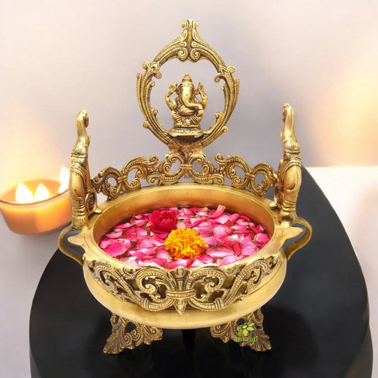 Aakrati Urli with Decorative Design and Lord Ganesh Aakrati