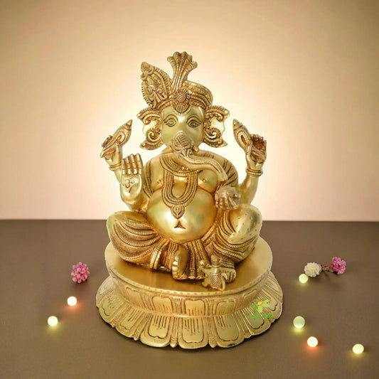 Unique Design Brass Statue of Lord Ganesha Decorative Showpiece Aakrati