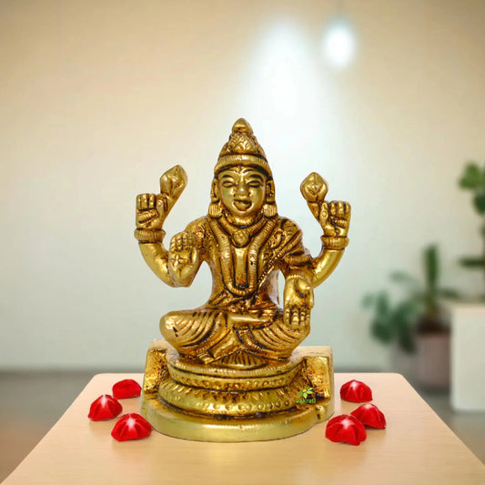 Small Figure of Goddess Laxmi in Barss Aakrati