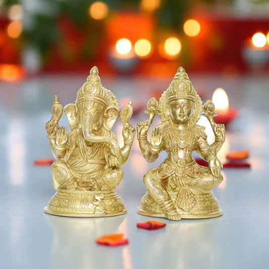 Lakshmi and Ganesha Aakrati