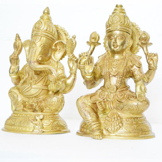 Lakshmi and Ganesha Aakrati