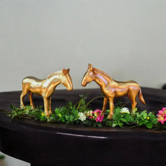 Beautiful Brass Statue of Horse pair with Antique finish attractive look showpiece Decorative figurine for Home Decor/ Table Decor Aakrati
