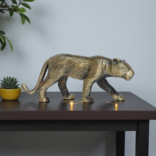 Stunning Sculpture of Brass metal Animal - Decorative Statue in Antique Finish for Table Decor for your Home & Office Decoration Aakrati