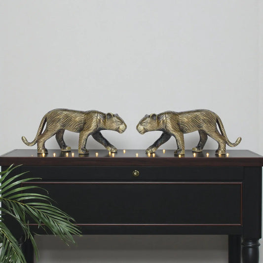 Stunning Pair of Sculpture of Brass metal Animal - Decorative Statue in Antique Finish for Table Decor for your Home & Office Decoration Aakrati