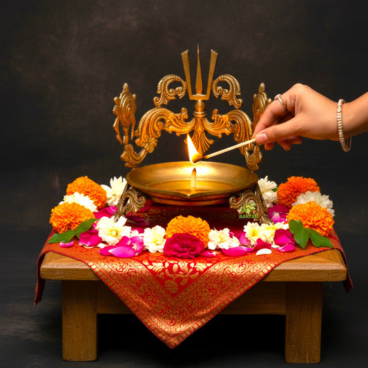 Brass Made Lord Vishnu Shankh Chakra Namah Symbol Figure Home/Event Decor Aakrati