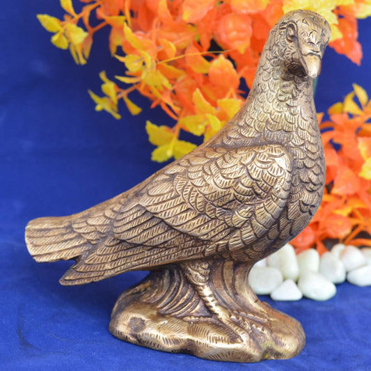 Brass Pigeon Statue Decorative Showpiece with Antique Finish for Table Decor Aakrati