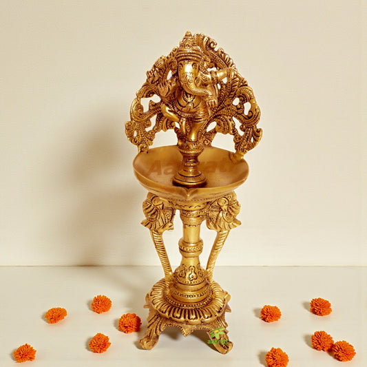 Oil diya with Lord Ganesha figure brass made event/pooja ghar/home decor oil lamp table showpiece