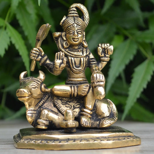 Lord Shiva in Meditation Pose Statue Sculpture - Hindu God and Destroyer of Evil - for Temple, Home/Office decor, Daily Worship Or Religious Puja Gift Item Aakrati
