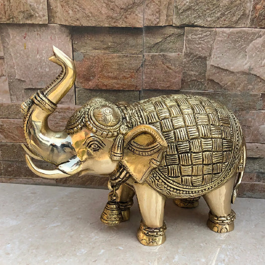 Metal statue made in brass for home and office decor best for gift Aakrati