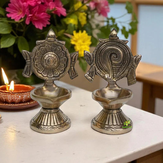 Shankh Chakra Deepak