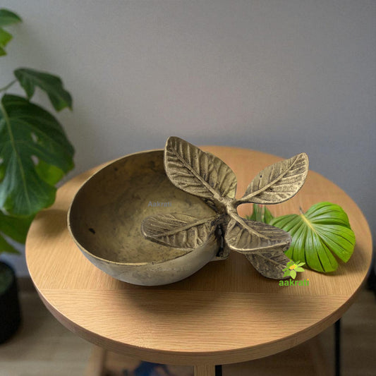 Small bowl dining table top showpiece for all purpuse with leaf metal bronze finish