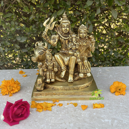 Shiv Parivar Statue, Shiva Family Statue, Lord Shiva,Goddess Parvati,Ganesh,Shiv Family Statue,Shiva With Parvati by Aakrati Aakrati