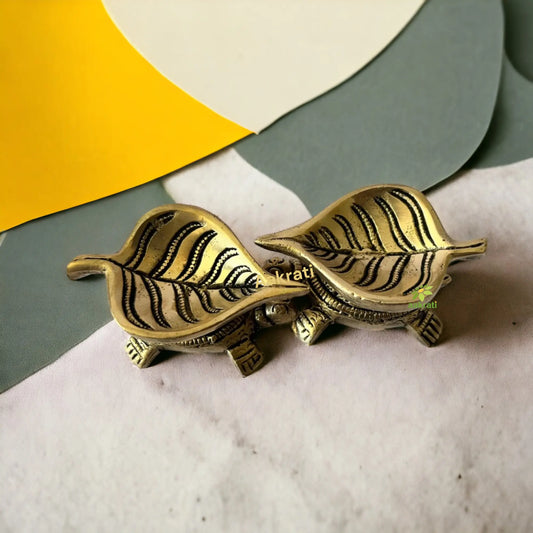 Tortoise Leaf Oil Diya | Leaf shape Diya | Traditional diya (Black Antique) Brass (Pack of 2) Table Diya Set (Height: 2 inch) Aakrati