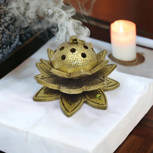 Aakrati Brass Dhoop Dani| Loban Holder| Incense Holder| Puja Article| Home Decor| (Yellow Antique) Aakrati