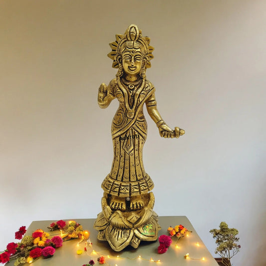 Brass Statue of Radha Rani By Aakrati| Goddess Radha Idol| Temple Decor| Made in Brass (Yellow, 6.5inch) Aakrati