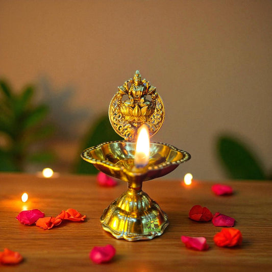 Handcrafted Brass Laxmi Diya for Pooja | Traditional Oil Lamp for Home Temple Decor |Light Weighted Decorative Oil Lamp for Mandir (Yellow, 3.5 Inch) Aakrati