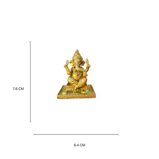 Antique Brass Ganesha Idol for Puja | Hindu God Murti for Mandir Decor | Light Weighted Ganpati Murti for Festive & Spiritual Use (Yellow, 3 Inch) Aakrati