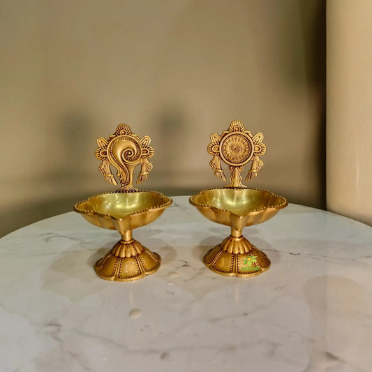 Shankh Chakra Diya Lamp 4.5 inch/ Home Temple Diya/ Handmade metal oil Lamp table top Aakrati