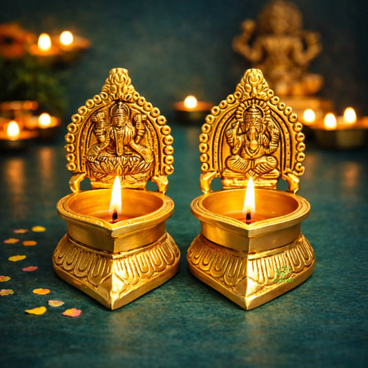Brass Laxmi Ganesh Diya for Diwali Gifting | Brass Diya Pair | Oil Lamp for Temple (Yellow, 4.2 Inches) Aakrati
