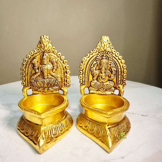 Brass Laxmi Ganesh Diya for Diwali Gifting | Brass Diya Pair | Oil Lamp for Temple (Yellow, 4. Inches)