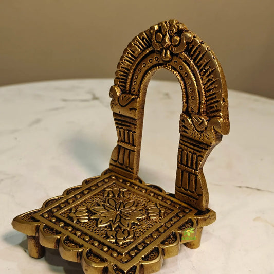 Premium Brass Singhasan God Idol Seat for Mandir & Pooja Room Décor | Pooja Idol Throne Seat for Spiritual Home Décor (Yellow, 3 Inches) Aakrati