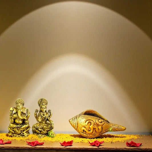 Gift Combo | Brass Shankh with Laxmi Ganesh Idol Combo | Diwali Puja Gift Set | Festive Gifting Aakrati