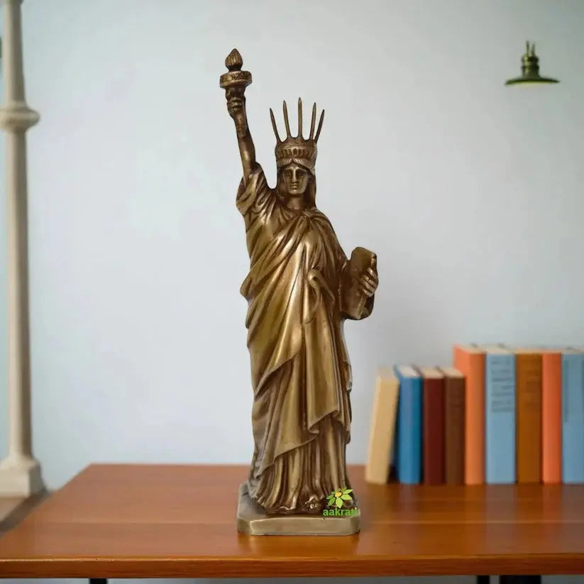 How a Brass Statue of Liberty Figurine Creates a Serene and Luxurious Space