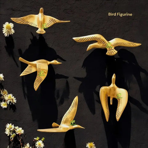 Handcrafted Brass Wall Birds Décor – Vintage Metal Wall Hanging for Home | Elegant Decorative Wall Hanging Showpiece (Yellow, 6 Inches)